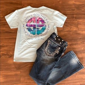 Simply southern shirt💙